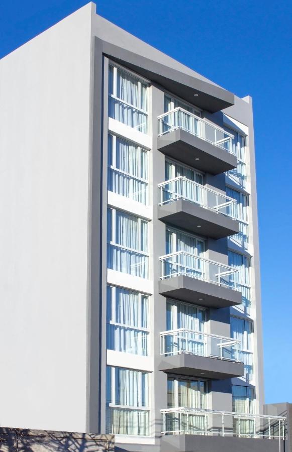 Cq Mitre Lejlighedshotel Puerto Madryn Eksteriør billede