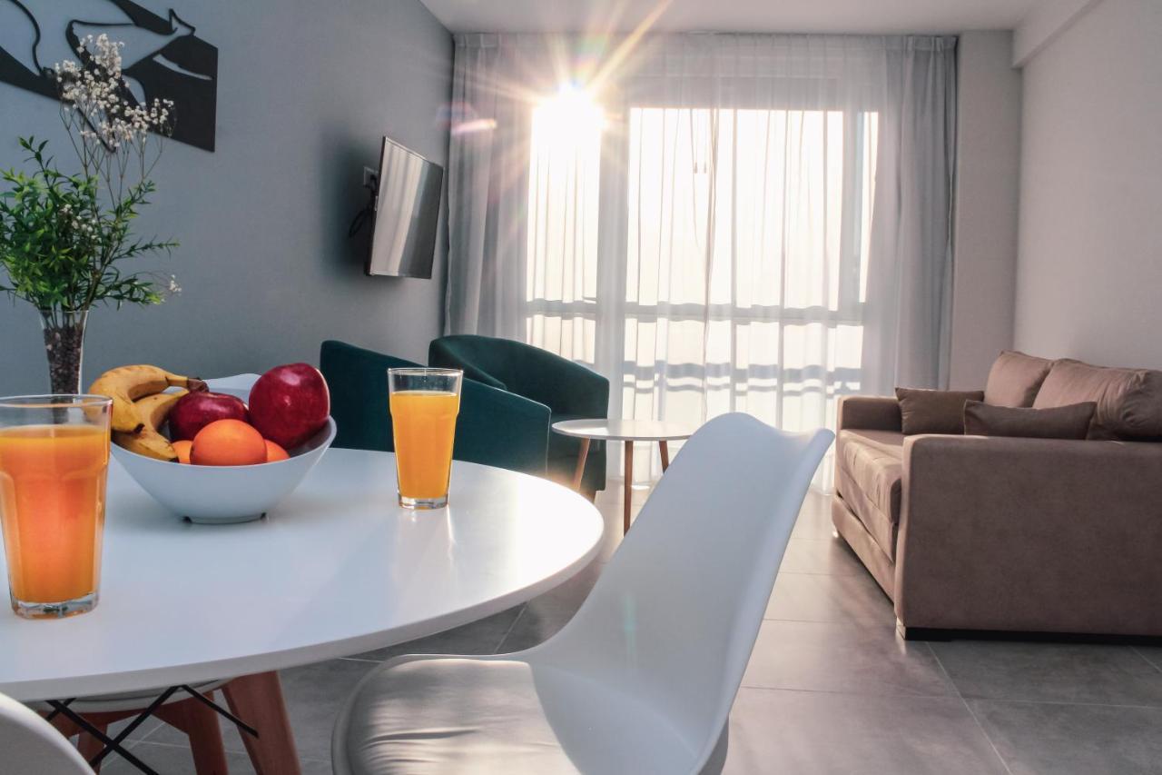 Cq Mitre Lejlighedshotel Puerto Madryn Eksteriør billede